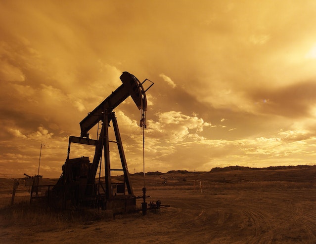 Liquid Gold: Unraveling the Dynamics of Crude Oil Prices